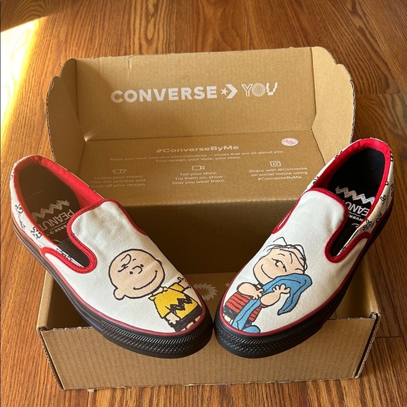 Converse Other - NIB‎ Converse x Peanuts Deck Star Slide RARE Charlie Brown/Linus Unisex M8.5 W10